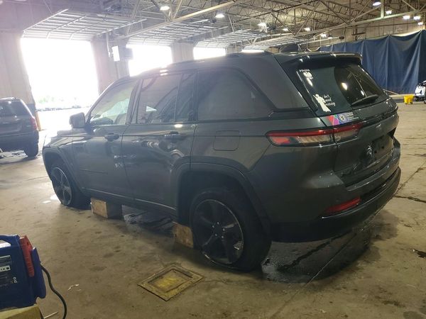 2024 JEEP GRAND CHEROKEE