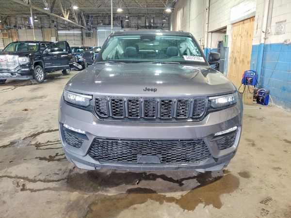 2024 JEEP GRAND CHEROKEE