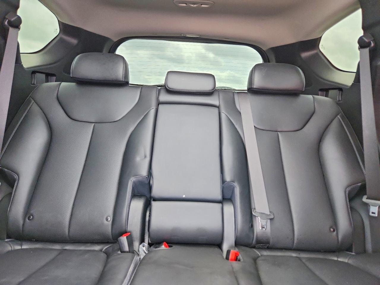 2023 HYUNDAI SANTA FE SEL Premium