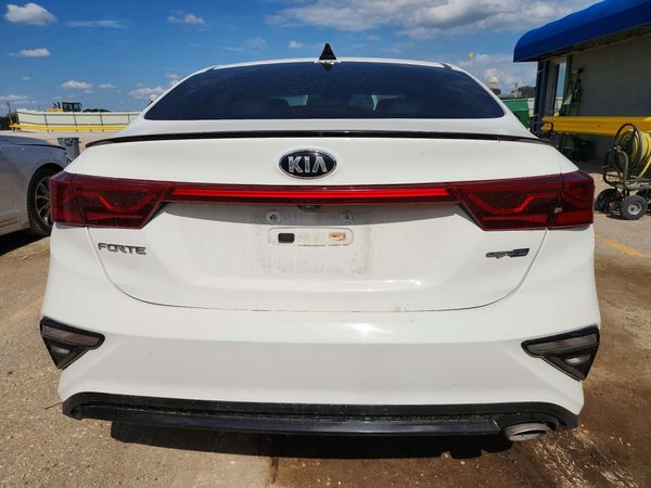 2020 KIA FORTE GT Line