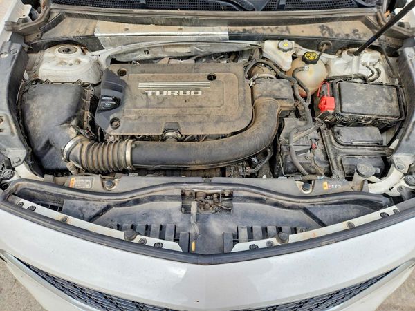 2019 CADILLAC XT4 Premium Luxury