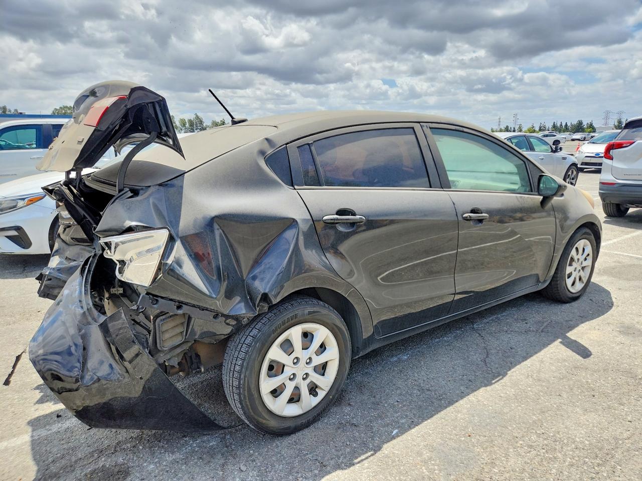 2015 KIA RIO GL - Middle-low