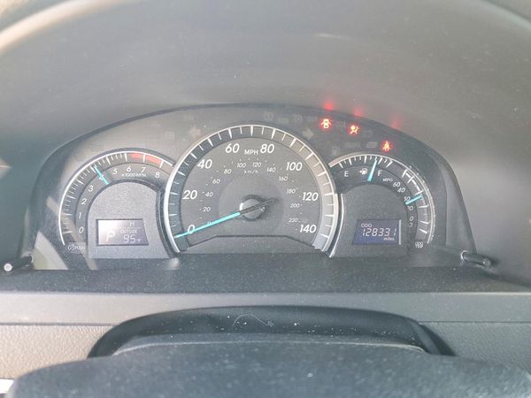 2012 TOYOTA CAMRY