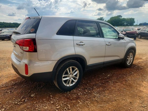 2014 KIA SORENTO