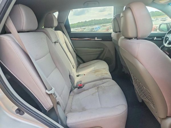 2014 KIA SORENTO