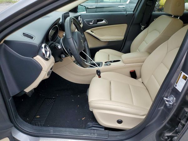 2019 MERCEDES-BENZ GLA