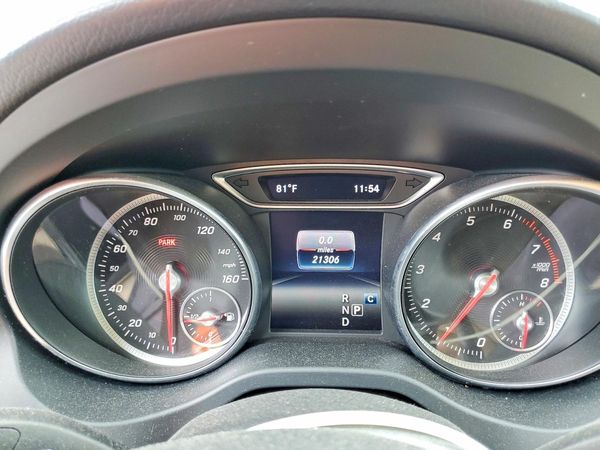 2019 MERCEDES-BENZ GLA