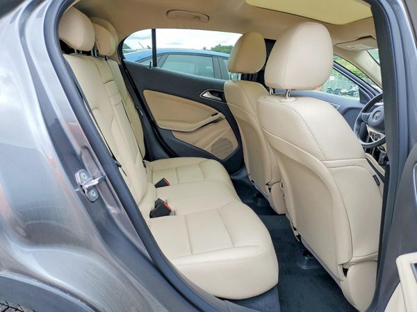 2019 MERCEDES-BENZ GLA