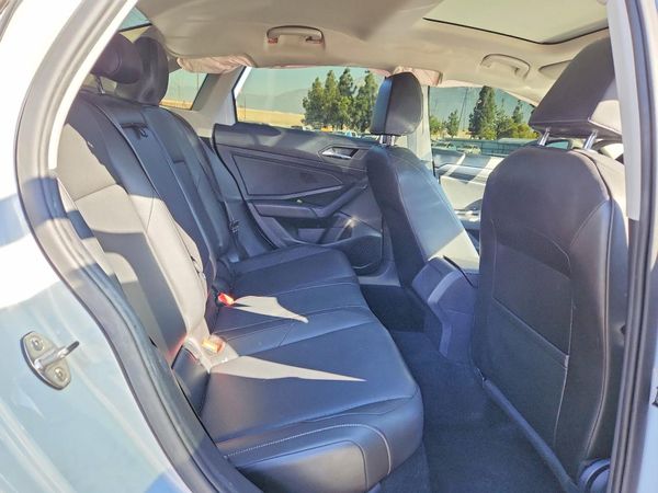 2019 VOLKSWAGEN JETTA S, SE, R-Line