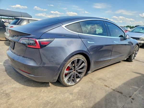 2020 TESLA MODEL 3