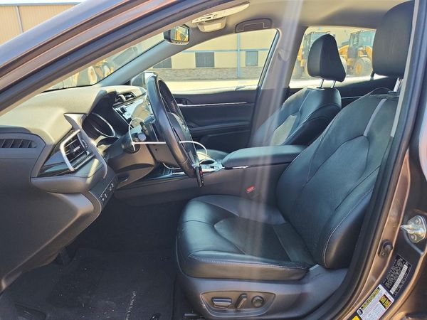 2020 TOYOTA CAMRY XSE — DENT