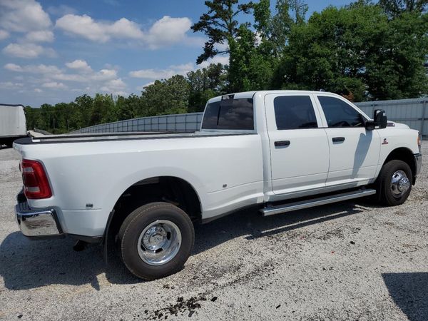 2023 RAM 3500