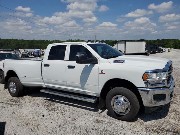 2023 RAM 3500