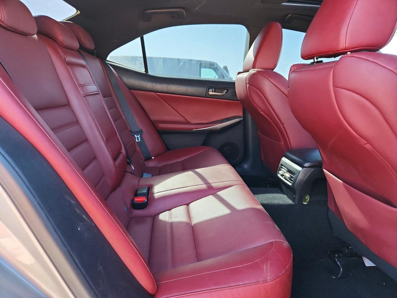 2017 LEXUS IS 350