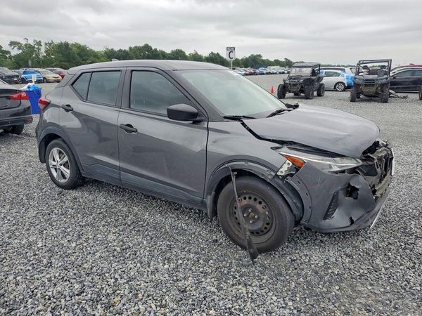 2021 NISSAN KICKS S
