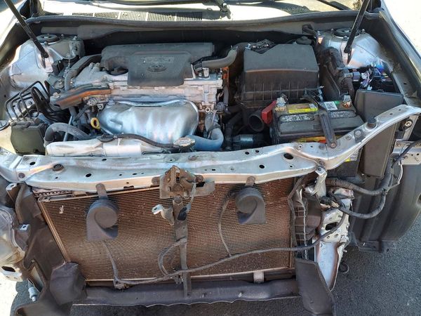 2016 TOYOTA CAMRY