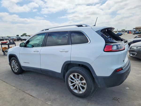 2019 JEEP CHEROKEE LATITUDE FWD