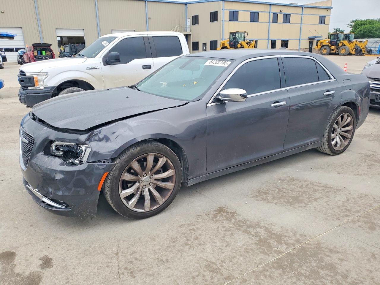 2019 CHRYSLER 300