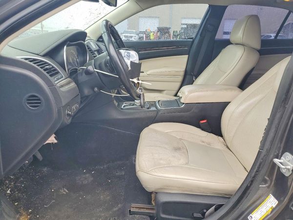 2019 CHRYSLER 300