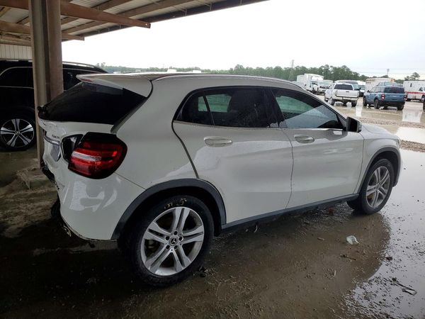 2020 MERCEDES-BENZ GLA GLA250-4M