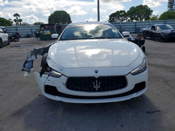 2017 MASERATI GHIBLI