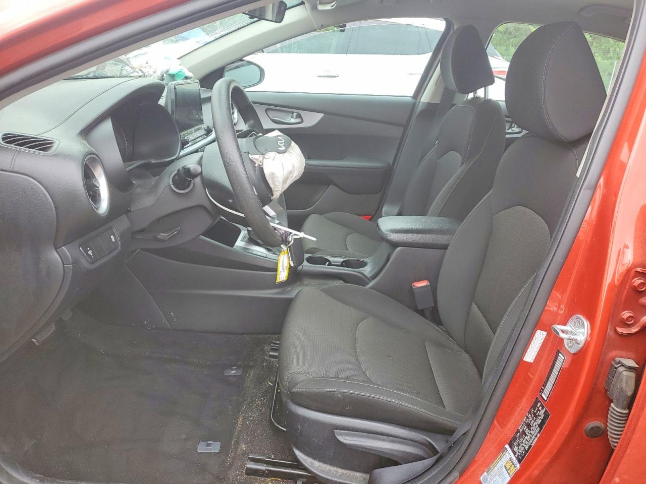 2022 KIA FORTE FE, LXS
