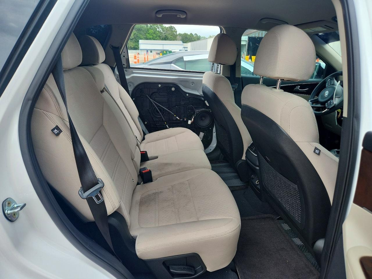 2018 KIA SORENTO L, LX