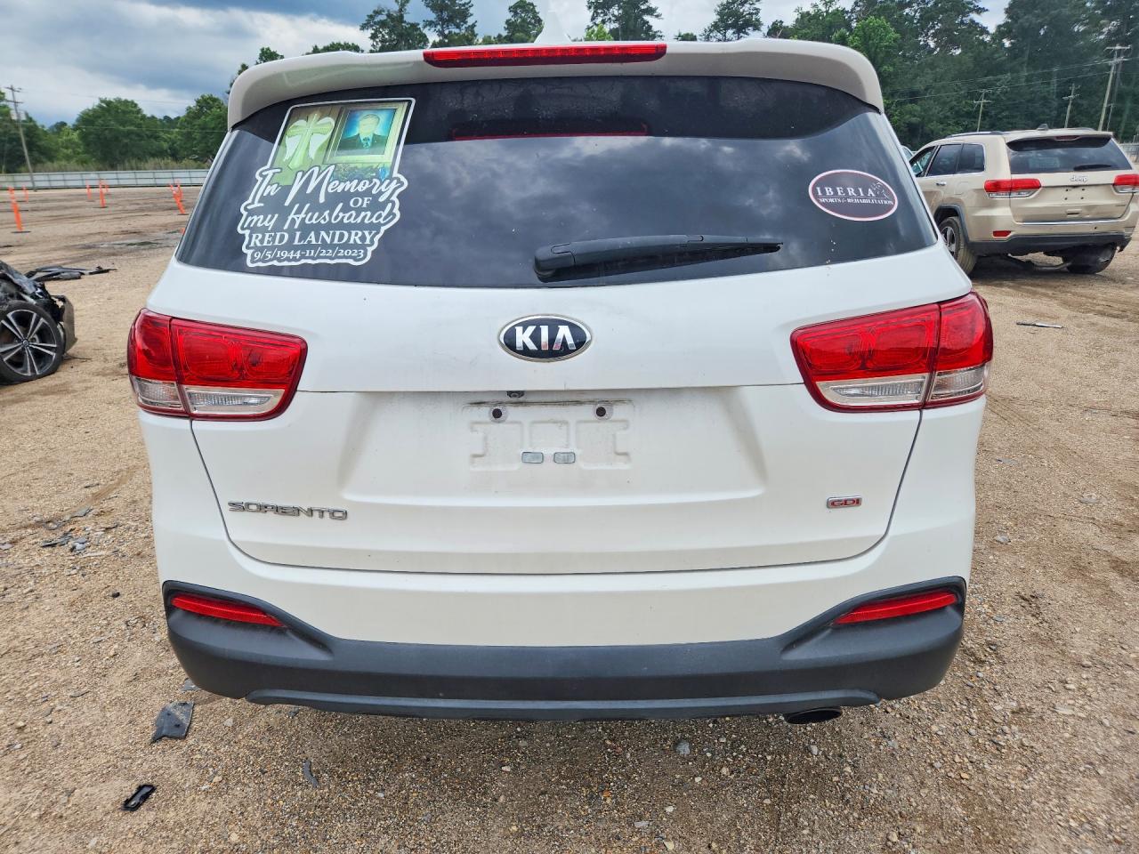2018 KIA SORENTO L, LX