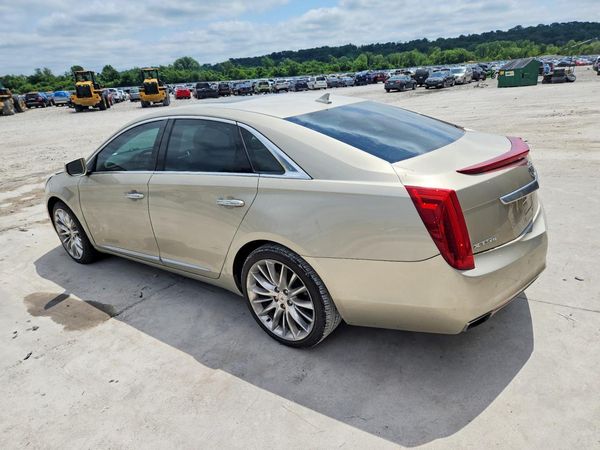 2013 CADILLAC XTS Platinum Collection