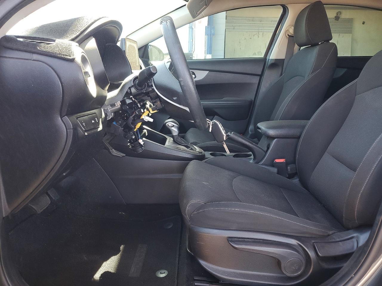 2020 KIA FORTE FE, LXS