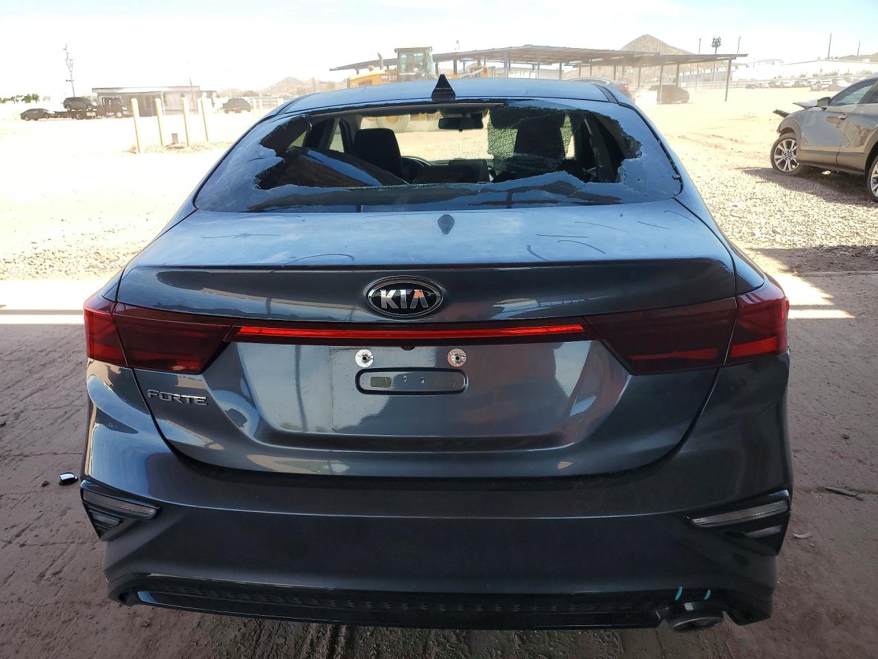 2020 KIA FORTE FE, LXS