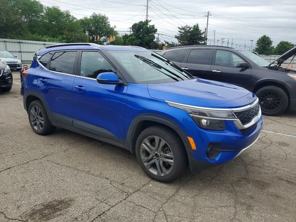 2021 KIA SELTOS S