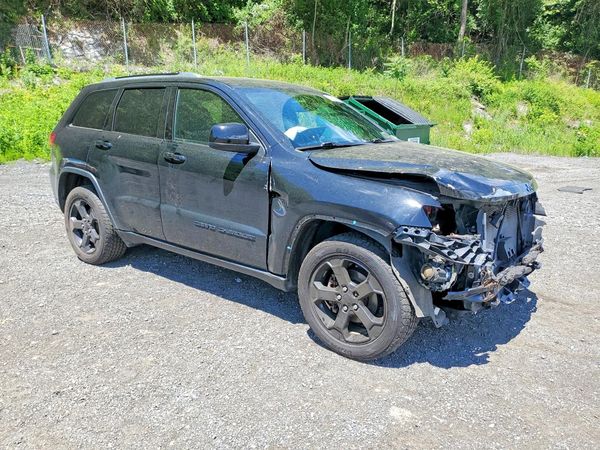 2018 JEEP GRAND CHEROKEE Laredo