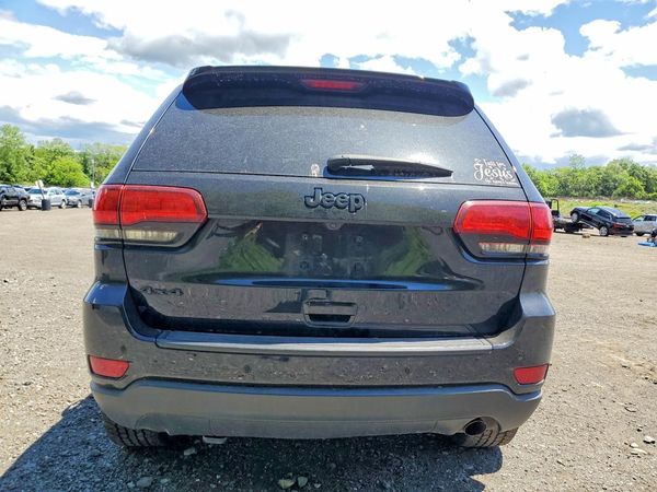 2018 JEEP GRAND CHEROKEE Laredo