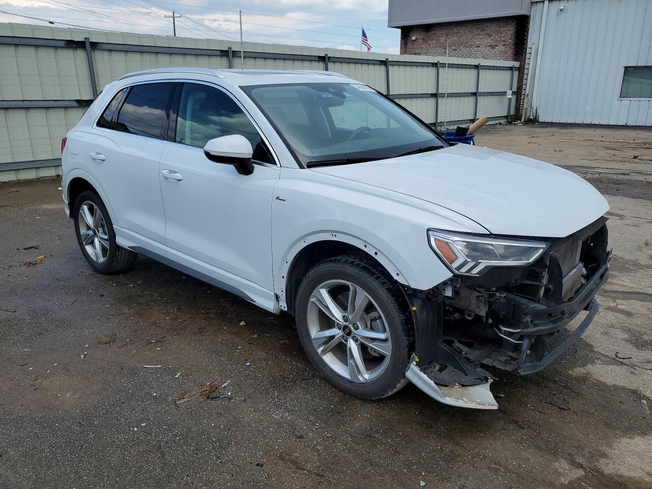 2023 AUDI Q3