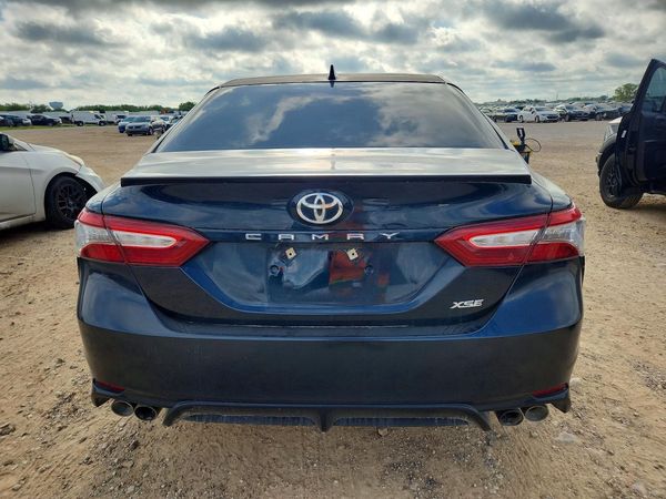 2019 TOYOTA CAMRY XSE
