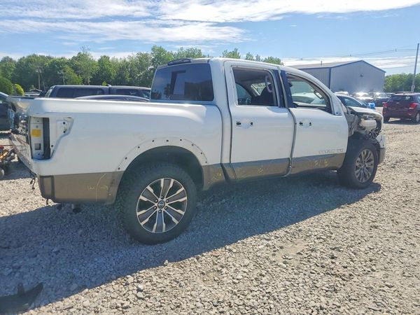 2018 NISSAN TITAN