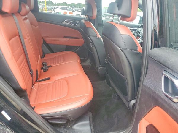 2023 KIA SPORTAGE SX-PRESTIGE or SX-P