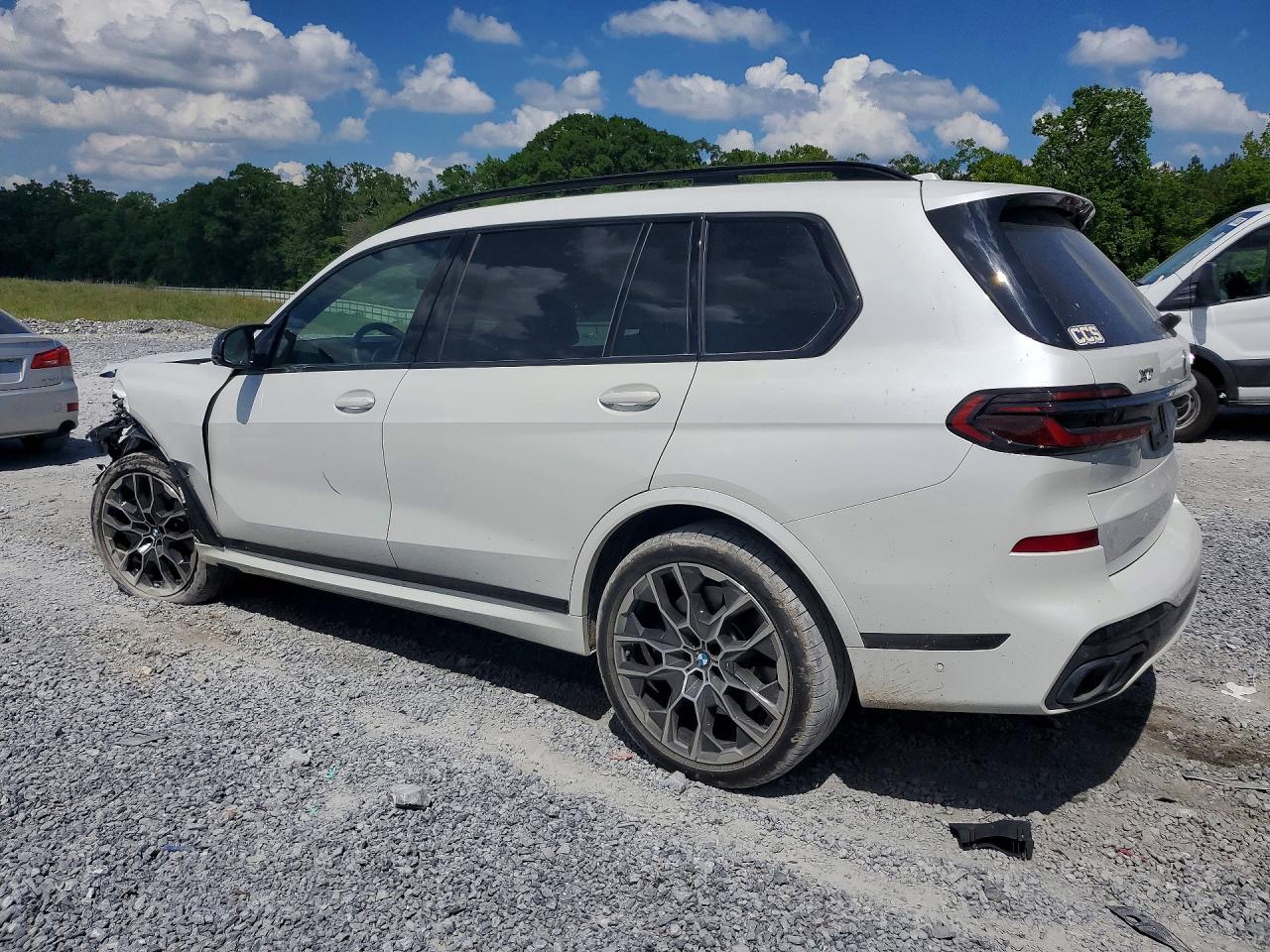 2026 BMW X7 M60i
