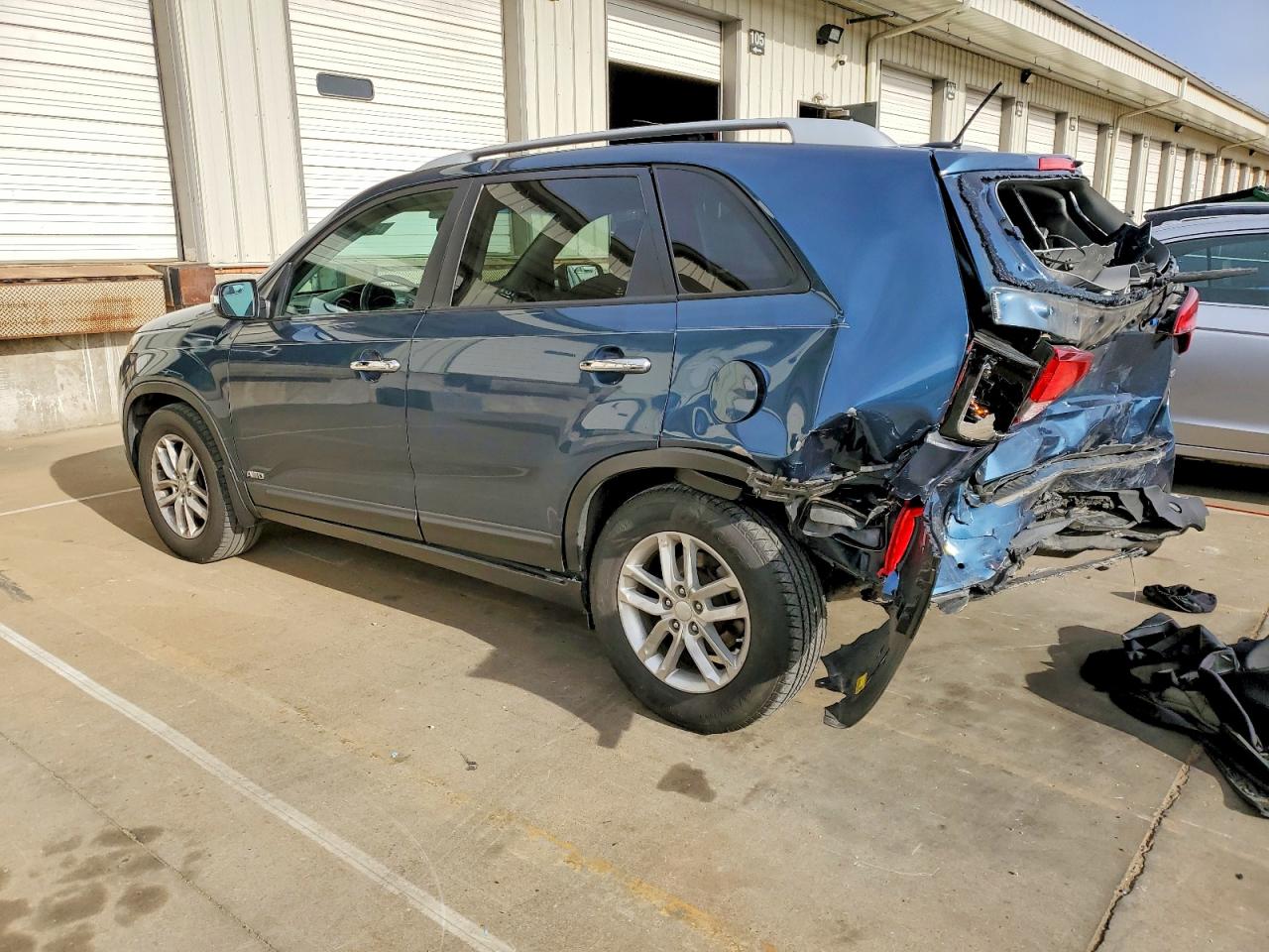 2015 KIA SORENTO GL