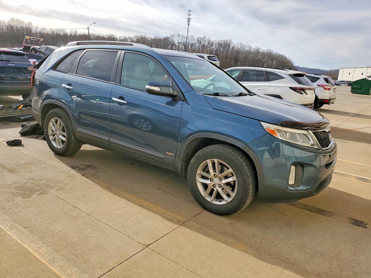 2015 KIA SORENTO GL