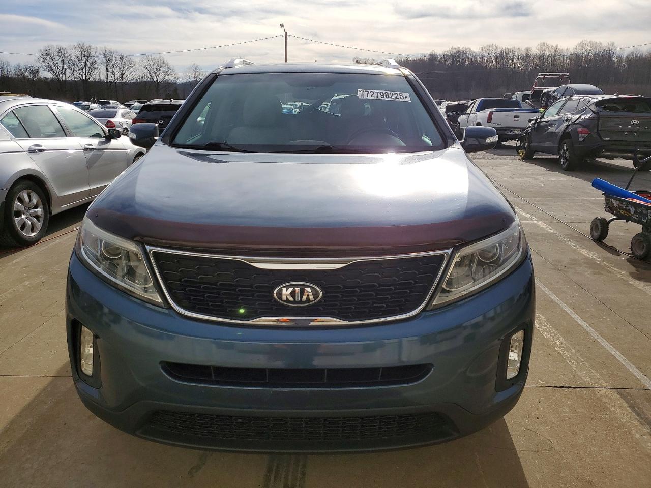 2015 KIA SORENTO GL