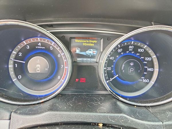2014 HYUNDAI SONATA