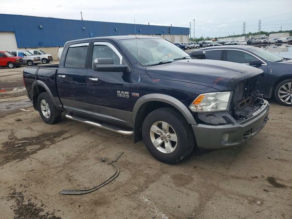 2013 RAM 1500 SLT