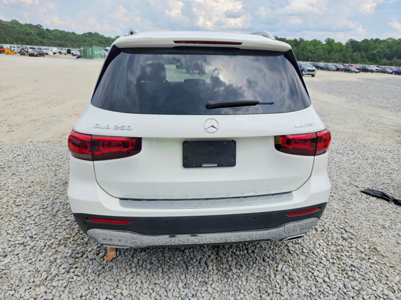 2022 MERCEDES-BENZ GLB GLB250 / GLB250 4MATIC