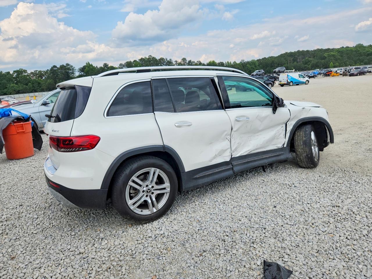 2022 MERCEDES-BENZ GLB GLB250 / GLB250 4MATIC