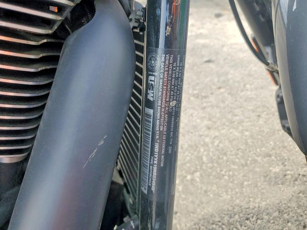 2022 HARLEY-DAVIDSON FXBBS