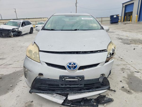 2014 TOYOTA PRIUS