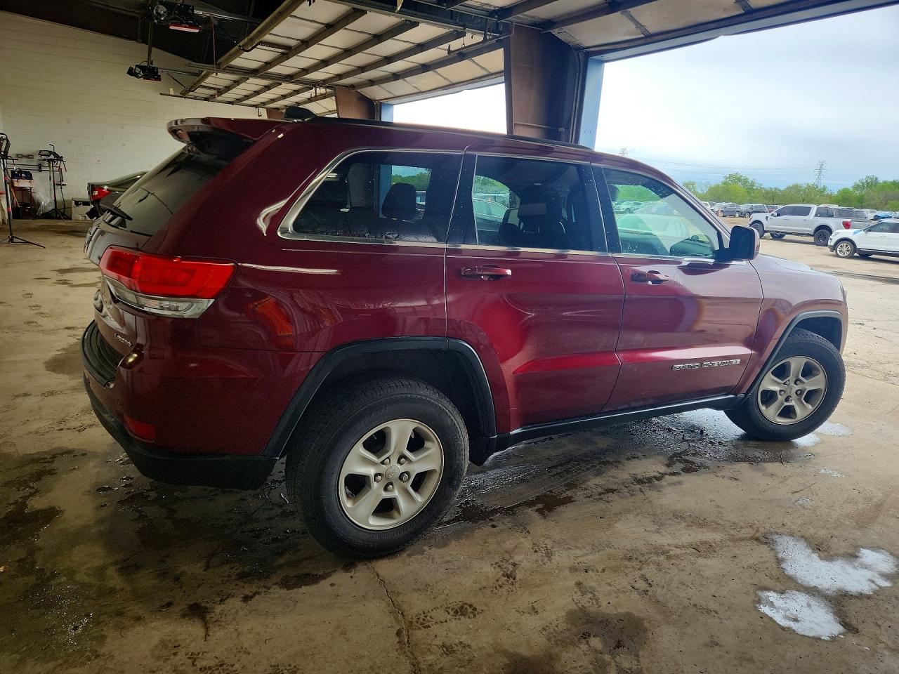 2017 JEEP GRAND CHEROKEE LAREDO 4X4