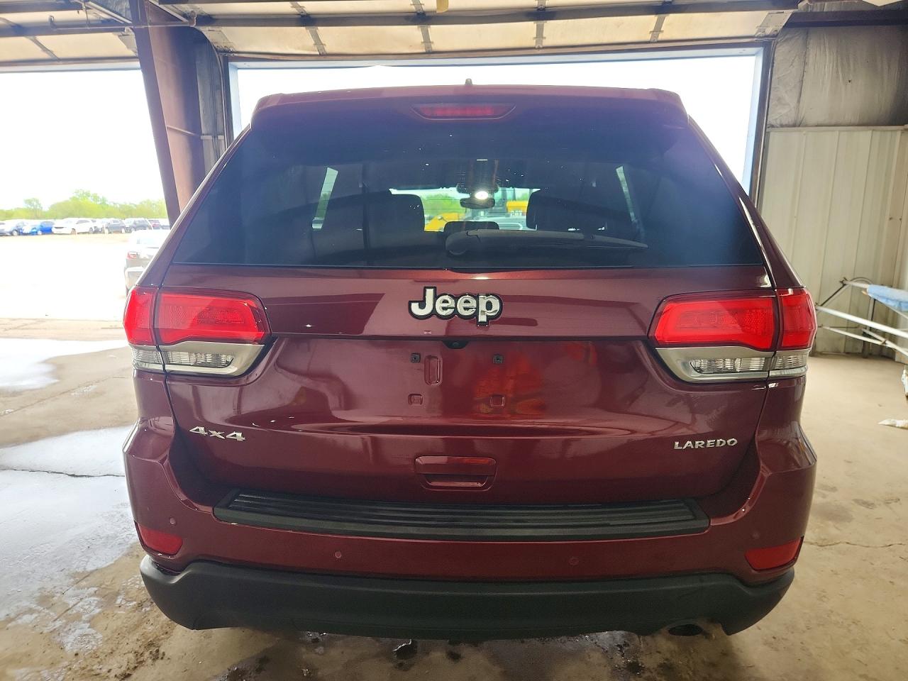 2017 JEEP GRAND CHEROKEE LAREDO 4X4